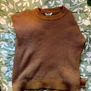 Brown crew neck sweater